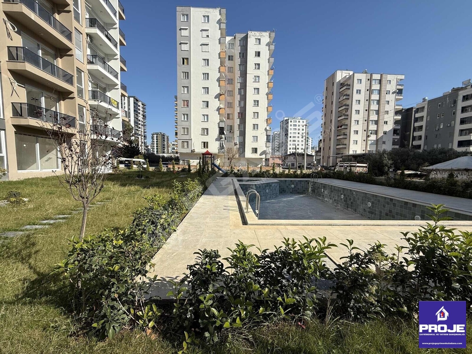 1+1 HAVUZLU FULL SOSYAL DONATILI DENİZ MANZARALI