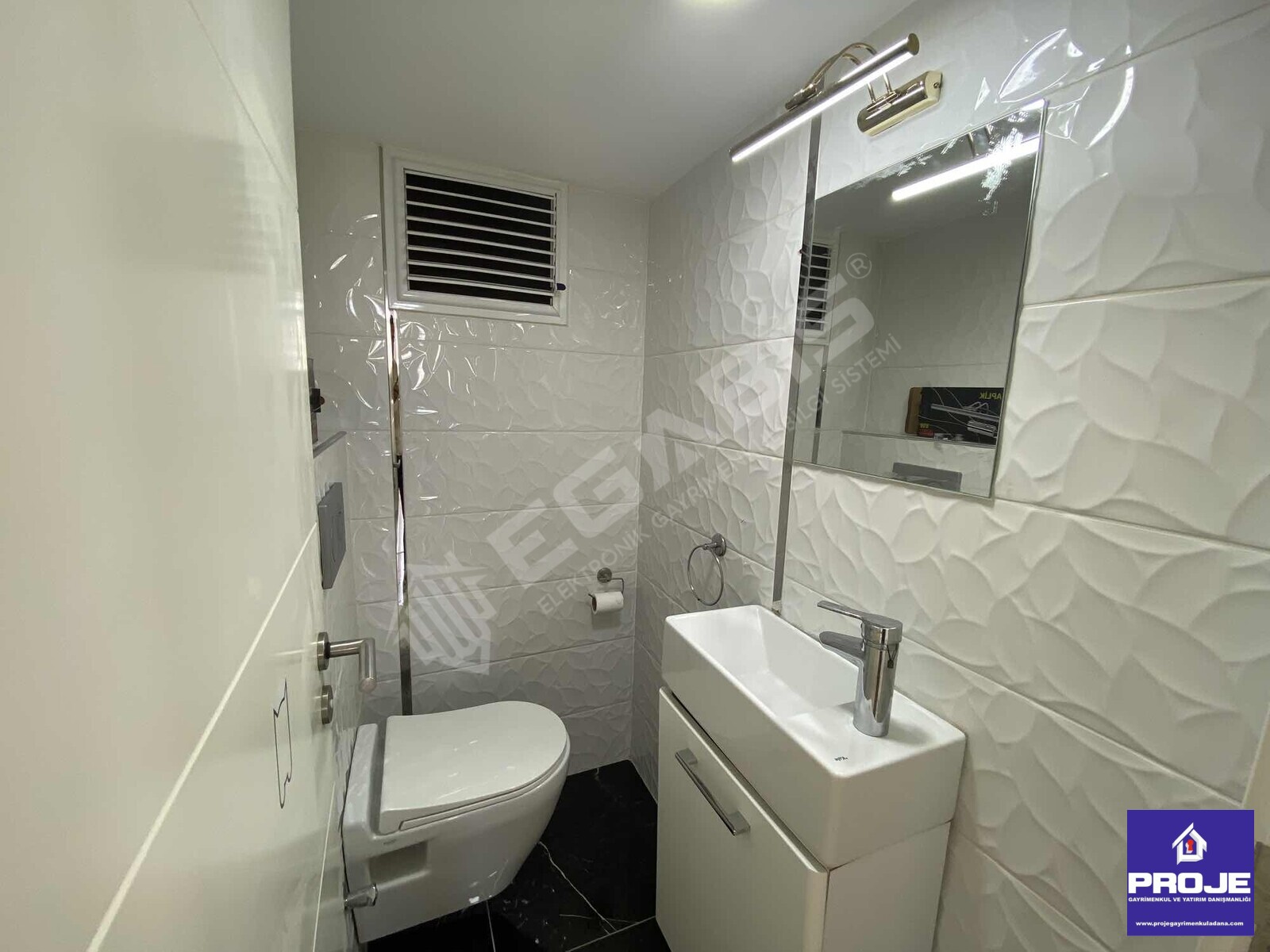 HATASIZ,XXL DAİRE,MERKZİ LOKASYN,BULVR ÜZERİ,4+1,AÇIK OTOPARKLI - 24