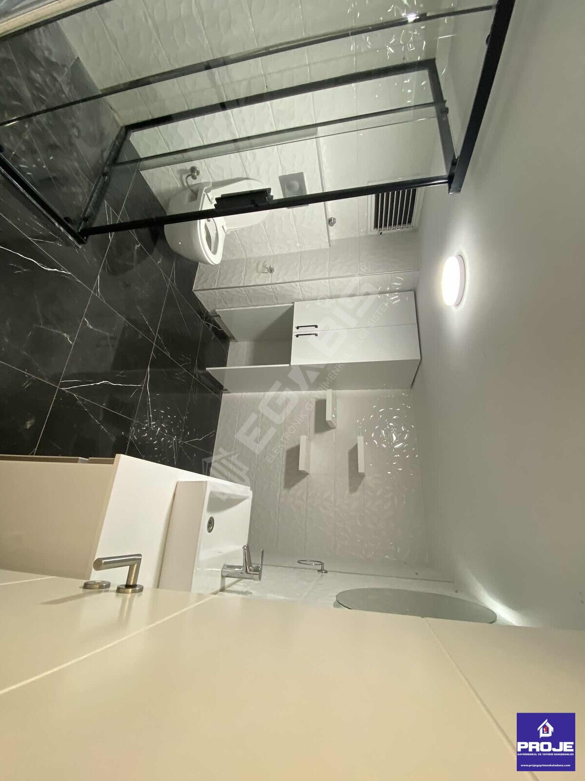 HATASIZ,XXL DAİRE,MERKZİ LOKASYN,BULVR ÜZERİ,4+1,AÇIK OTOPARKLI - 30