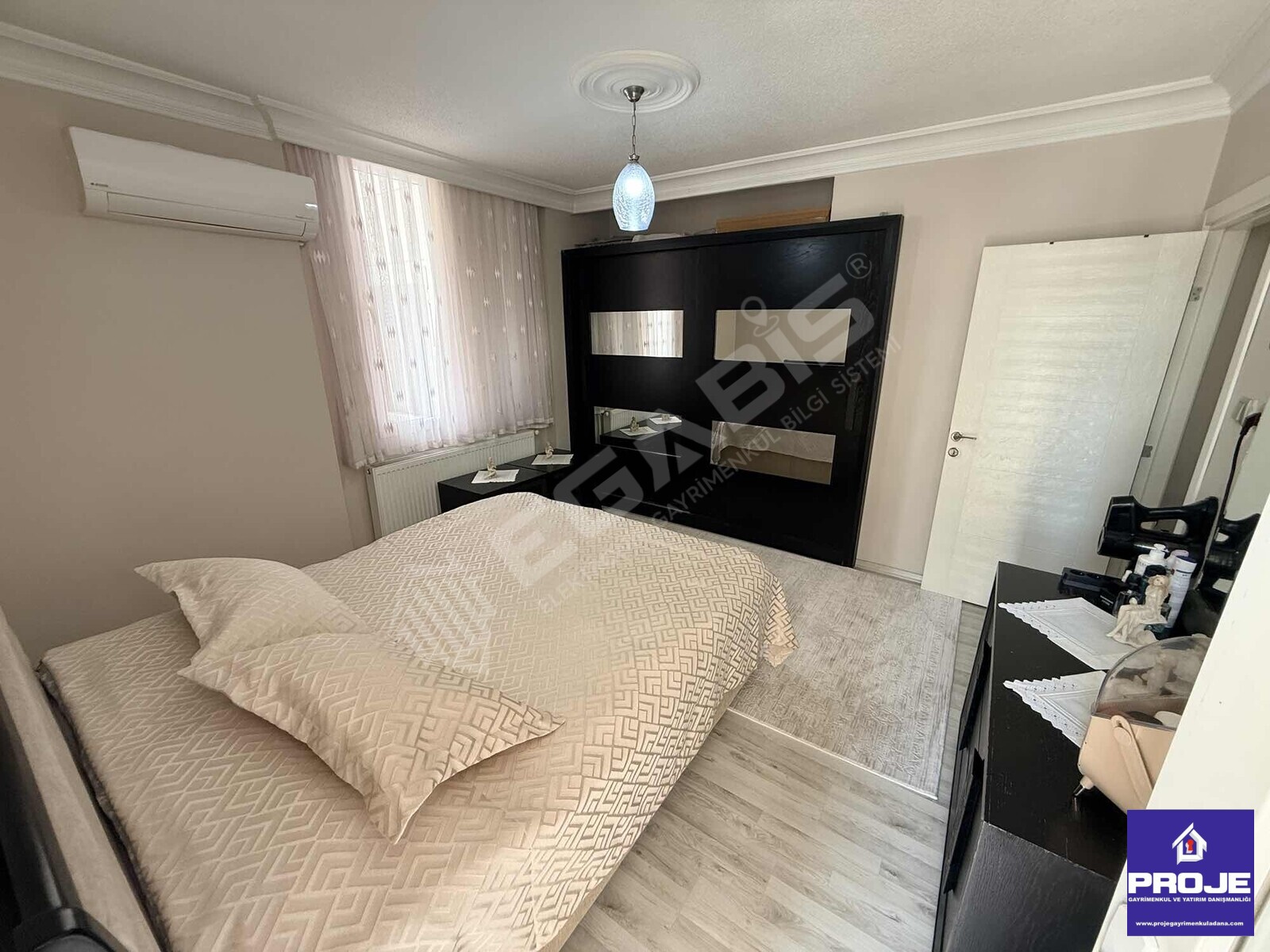 MAVİ BULVAR ÜZERİ ÇOK GENİŞ MASRAFSIZ DOĞALGAZLI DAİRE - 12