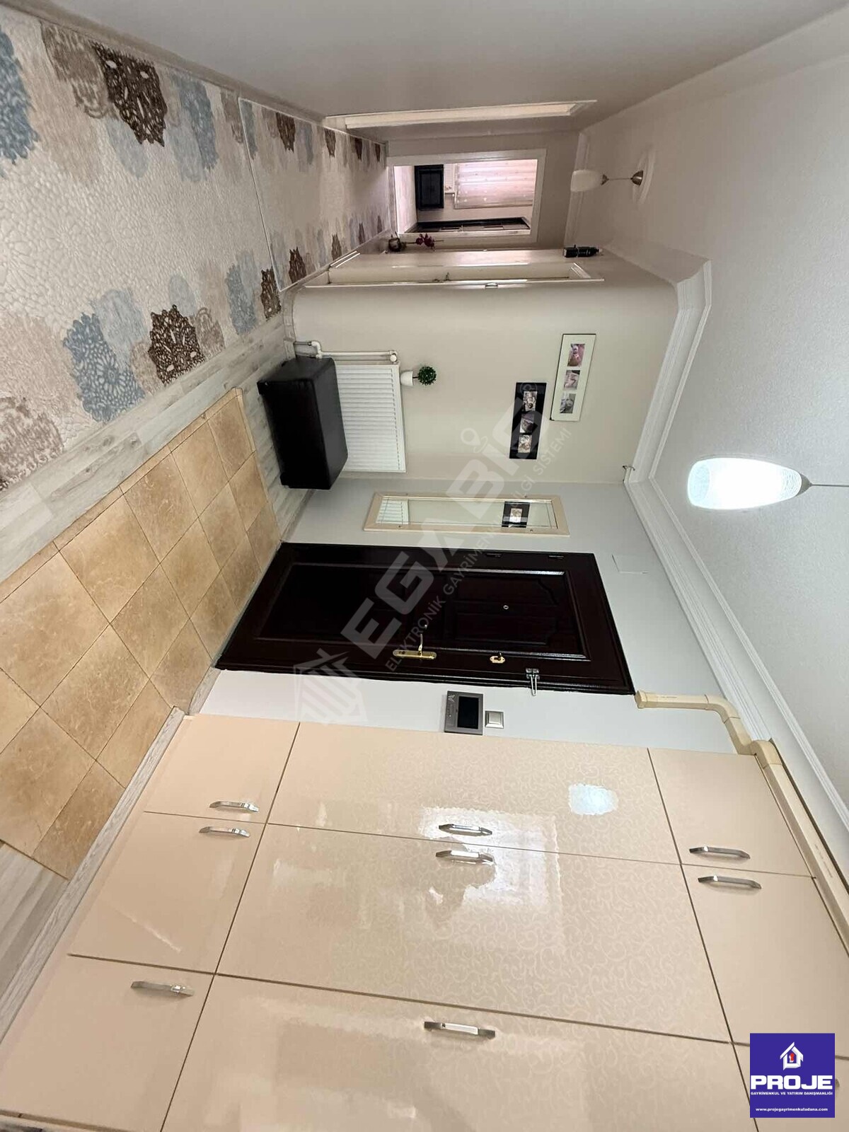 MAVİ BULVAR ÜZERİ ÇOK GENİŞ MASRAFSIZ DOĞALGAZLI DAİRE - 21