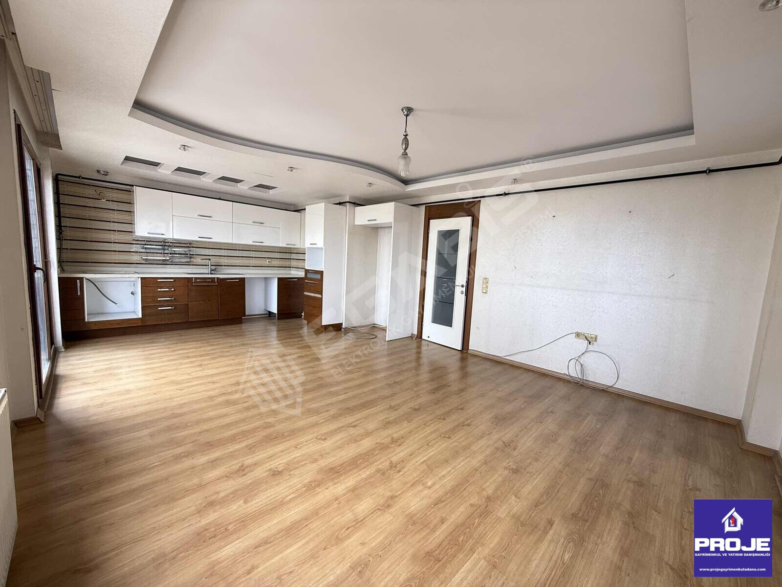 4+1 HAVUZLU SİTE İÇİNDE SAUNA VE ÇOCUK OYUN ALANI KİRALIKK - 3