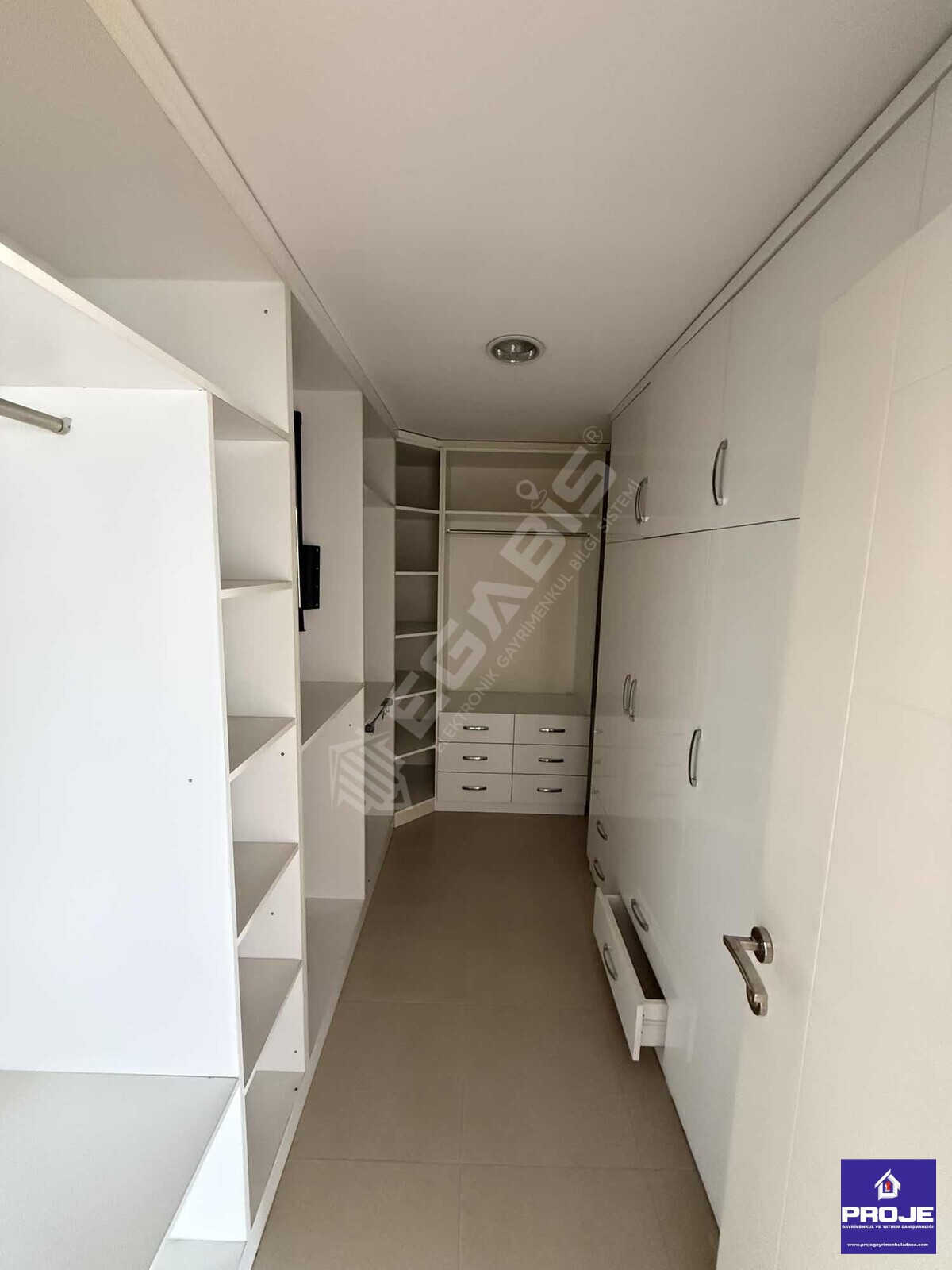 4+1 HAVUZLU SİTE İÇİNDE SAUNA VE ÇOCUK OYUN ALANI KİRALIKK - 21