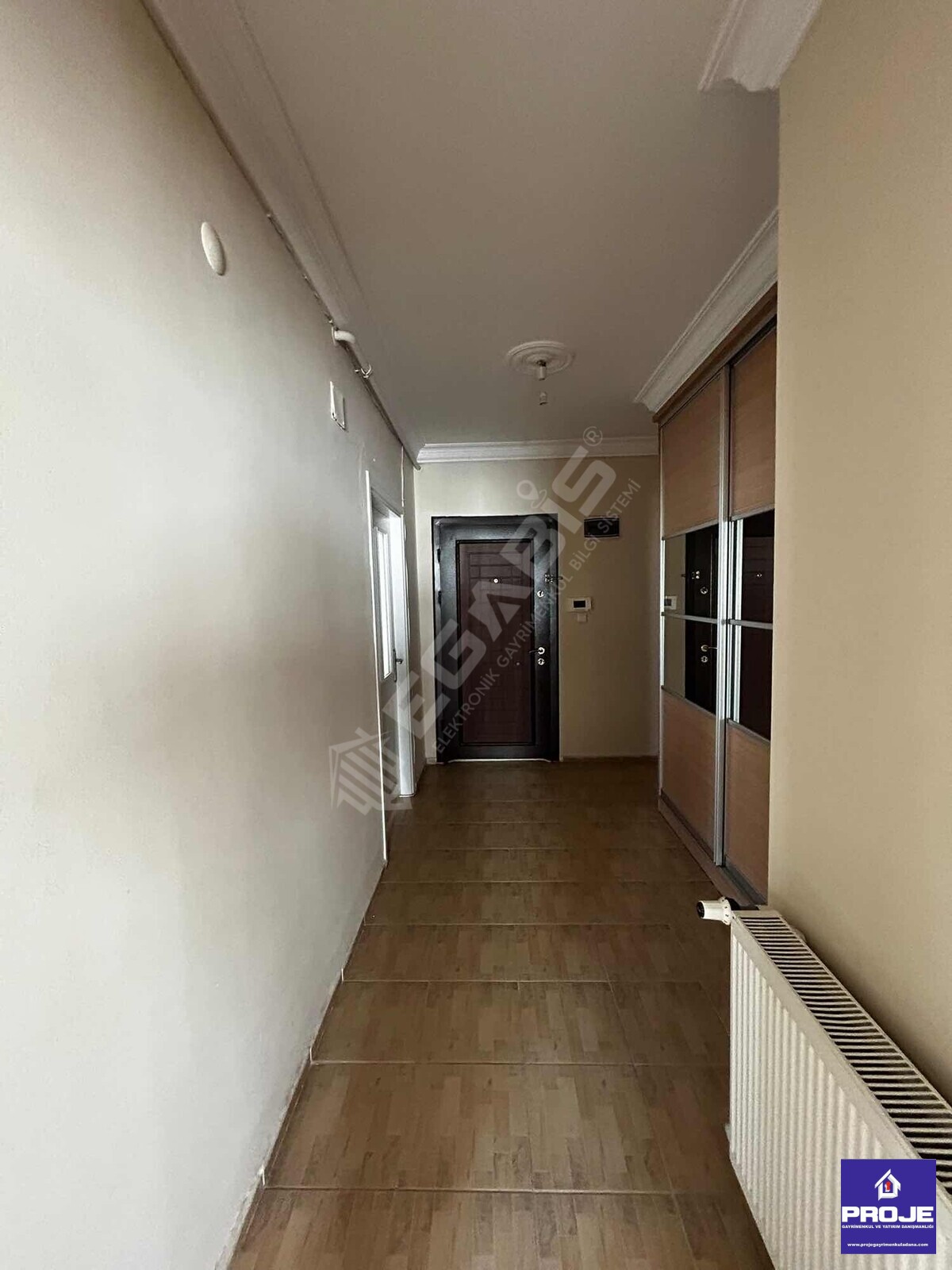 Huzurevlerinde Süper Konumda Geniş 4+1 Doğalgazlı Daire - 6