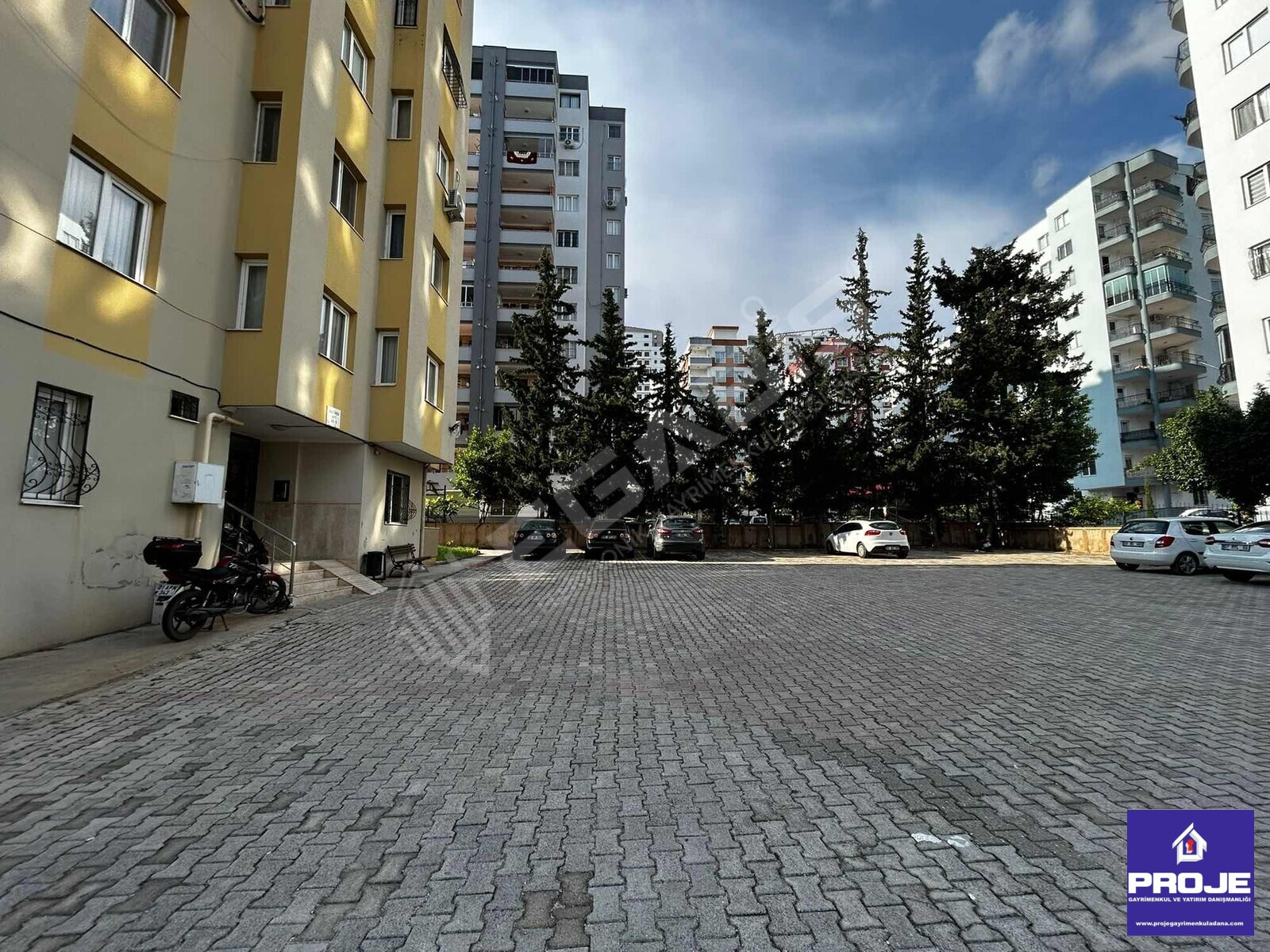 Huzurevlerinde Süper Konumda Geniş 4+1 Doğalgazlı Daire - 18