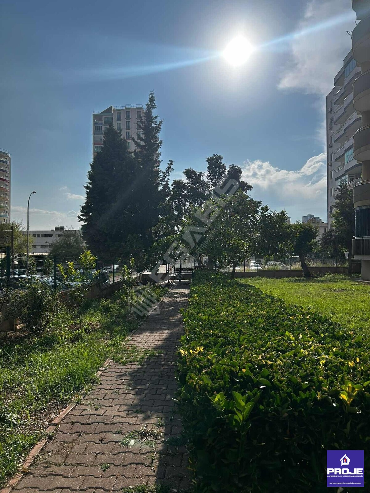 Huzurevlerinde Süper Konumda Geniş 4+1 Doğalgazlı Daire - 19