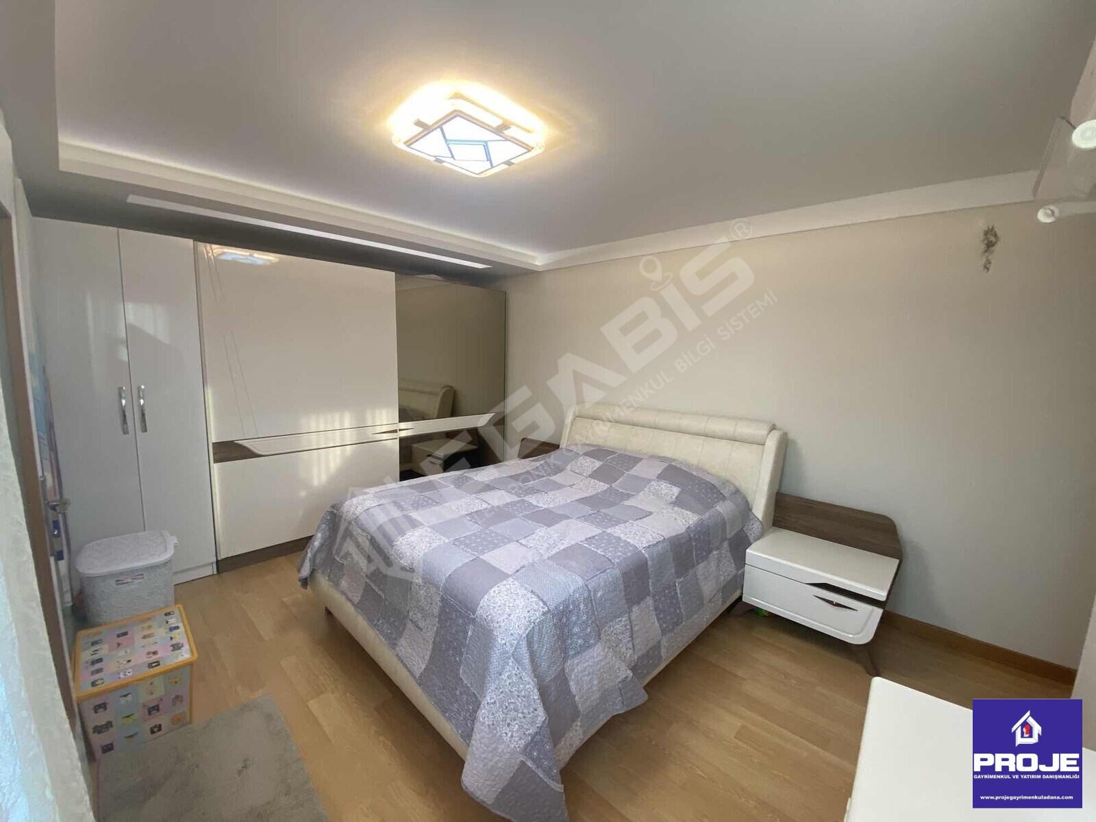 KREDİ SINIRI YOK,M1 REAL KARŞISI,CEPHELERİ AÇIK,EXTRALI - 31