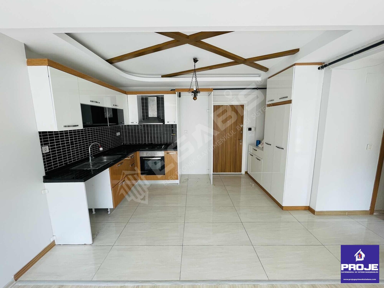 PINAR MH ÇİFTBNYO G.ODALI HAVUZLU SİTE 2+1 85M2 SATILIK