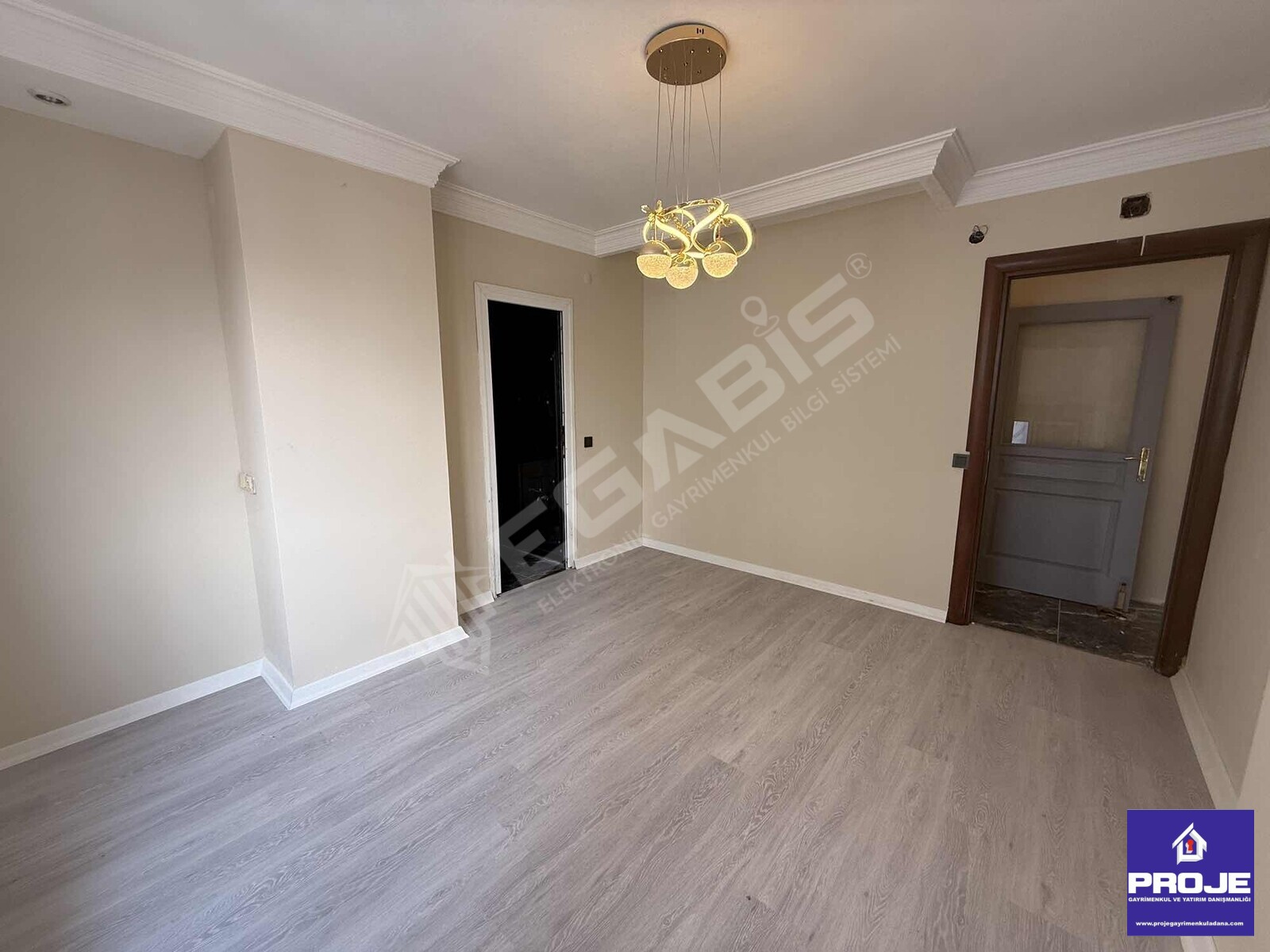 MAHFESIĞMAZ T.ÖZAL CİVARI GENİŞ İÇİ FULL YAPILI 4+1 DAİRE - 6