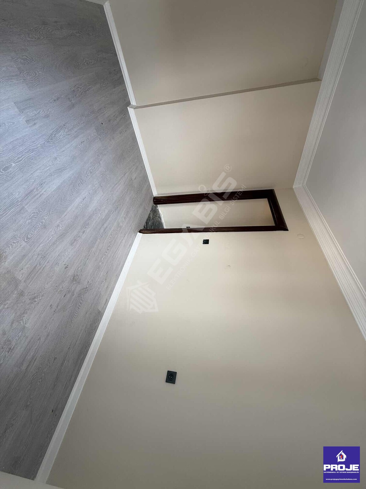 MAHFESIĞMAZ T.ÖZAL CİVARI GENİŞ İÇİ FULL YAPILI 4+1 DAİRE - 15