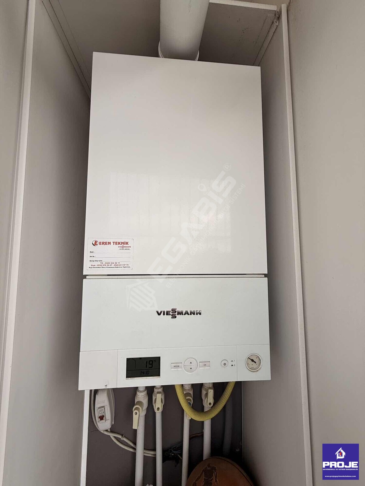 HUZUREVLERİ GENİŞ OTURUM İÇİ YAPILI ÇİFT BANYO 3+1 KAPALI MUTFAK - 3