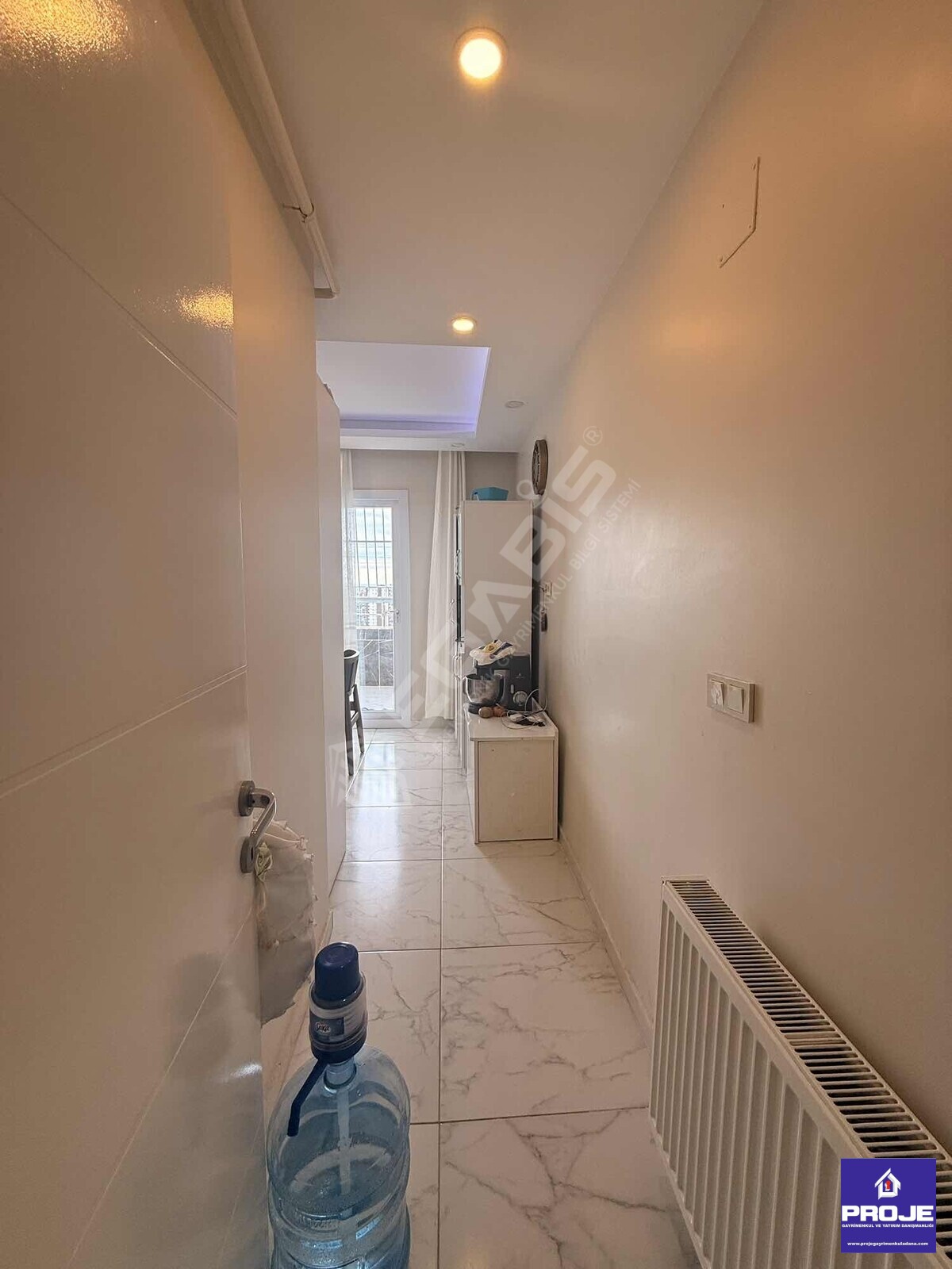 HUZUREVLERİ GENİŞ OTURUM İÇİ YAPILI ÇİFT BANYO 3+1 KAPALI MUTFAK - 15