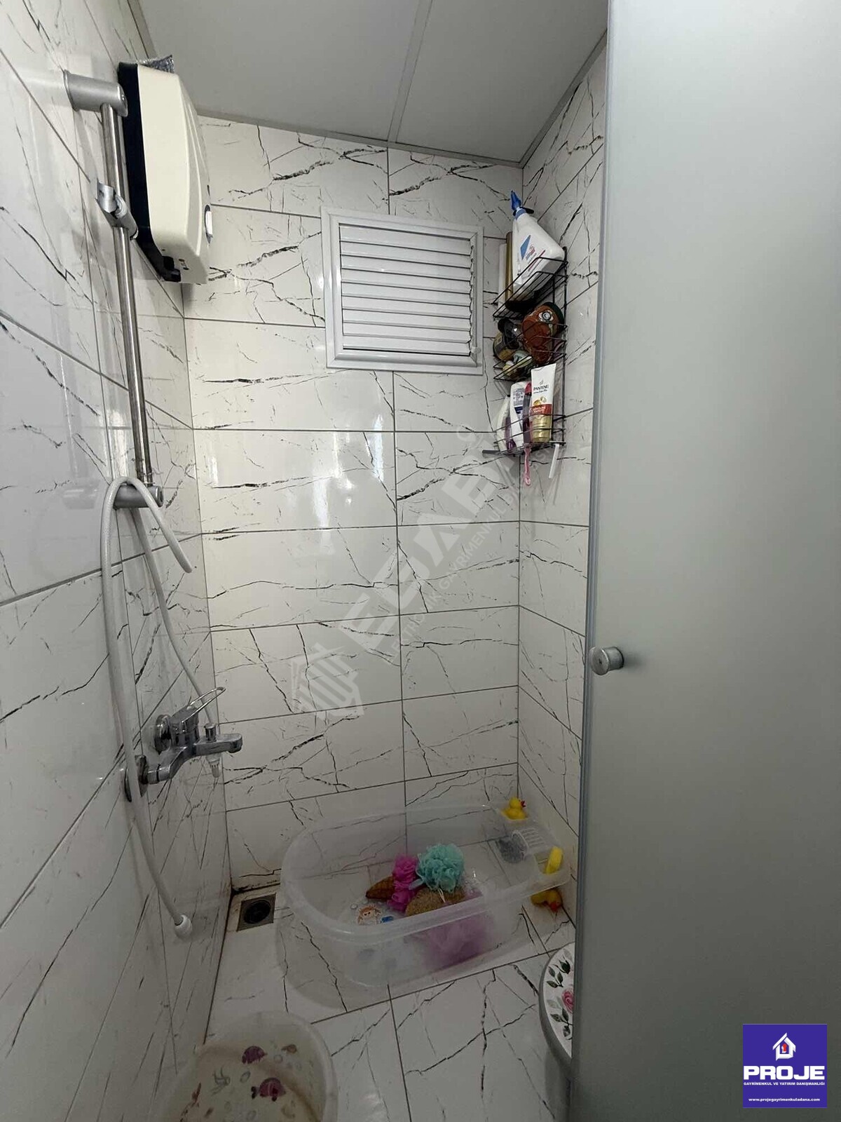 DENİZLİ SEMT PAZARI YANI FULL YAPILI MERKEZİ KONUM 3+1 DAİRE - 3