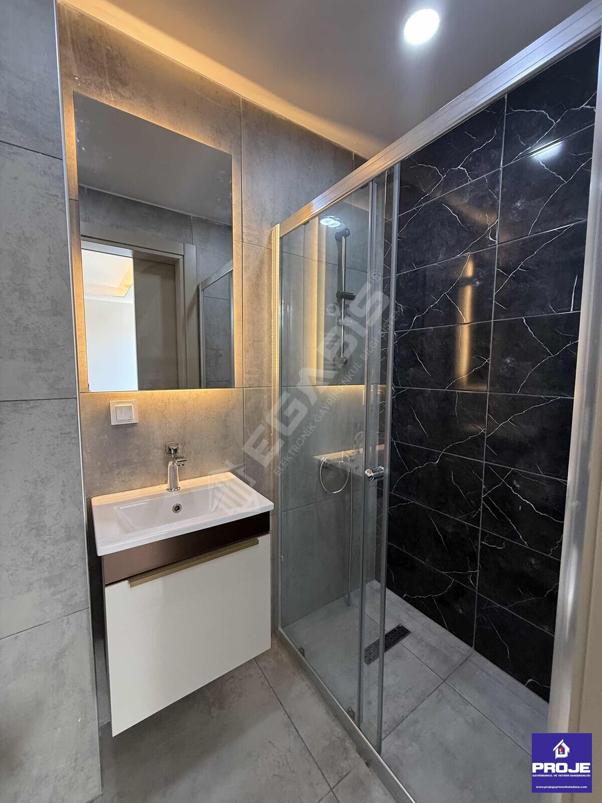 KABASAKAL SİTE İÇİ TERASLI MASRAFSIZ 5+1 SATILIK DUBLEX DAİRE - 4
