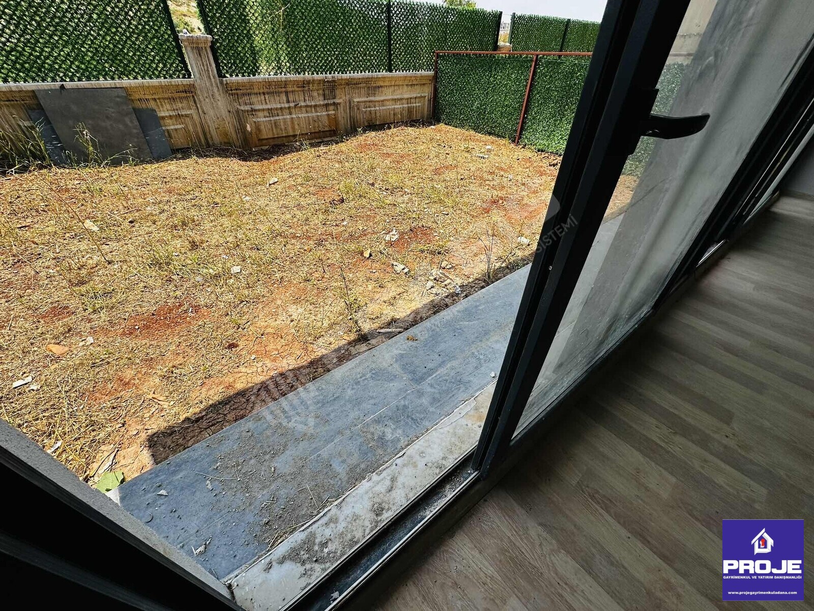 ÇINARLI'DA 3+1 BAHÇELİ SIFIR KİRALIK LOFT VİLLA - 10
