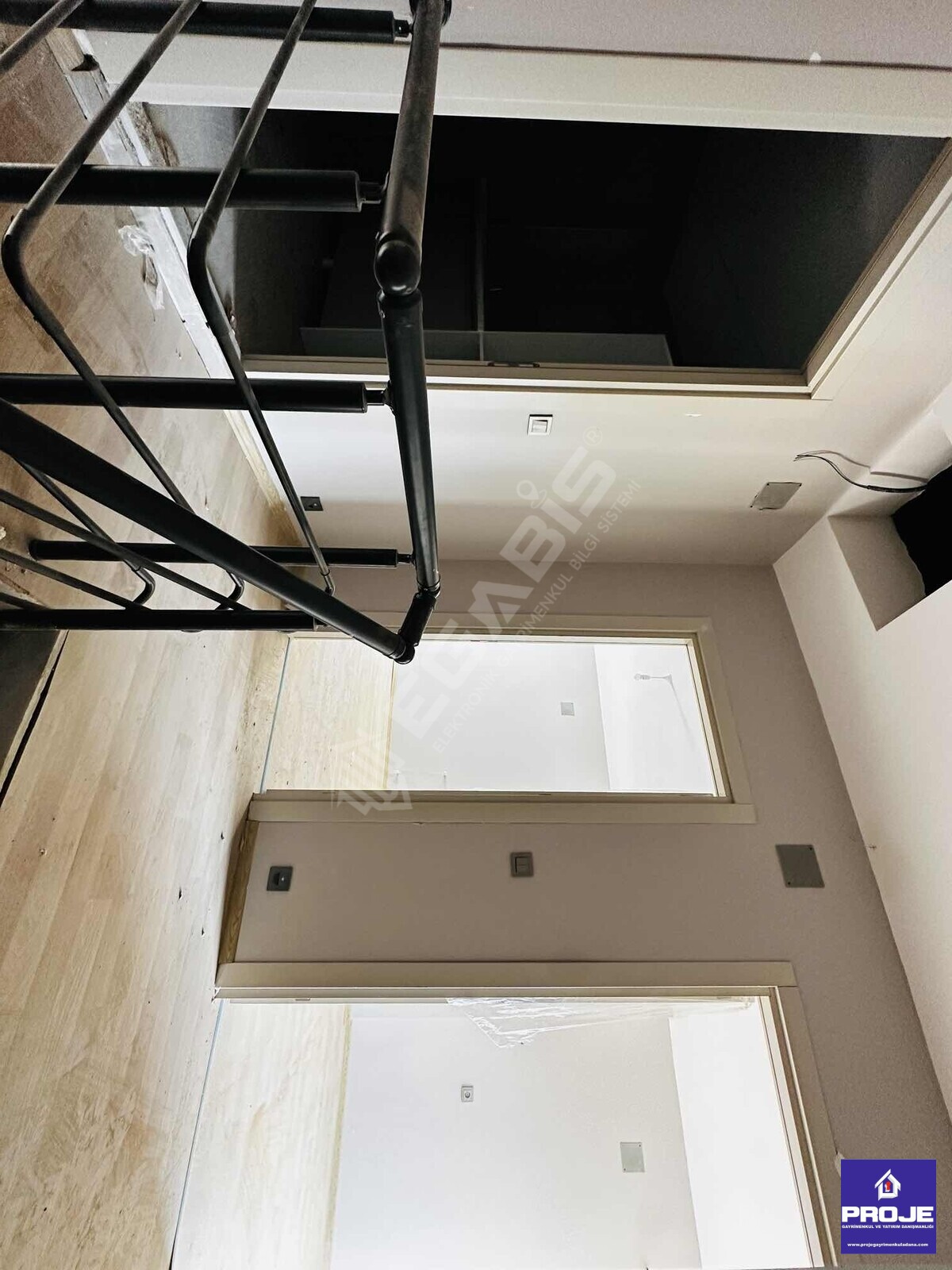 ÇINARLI'DA 3+1 BAHÇELİ SIFIR KİRALIK LOFT VİLLA - 12