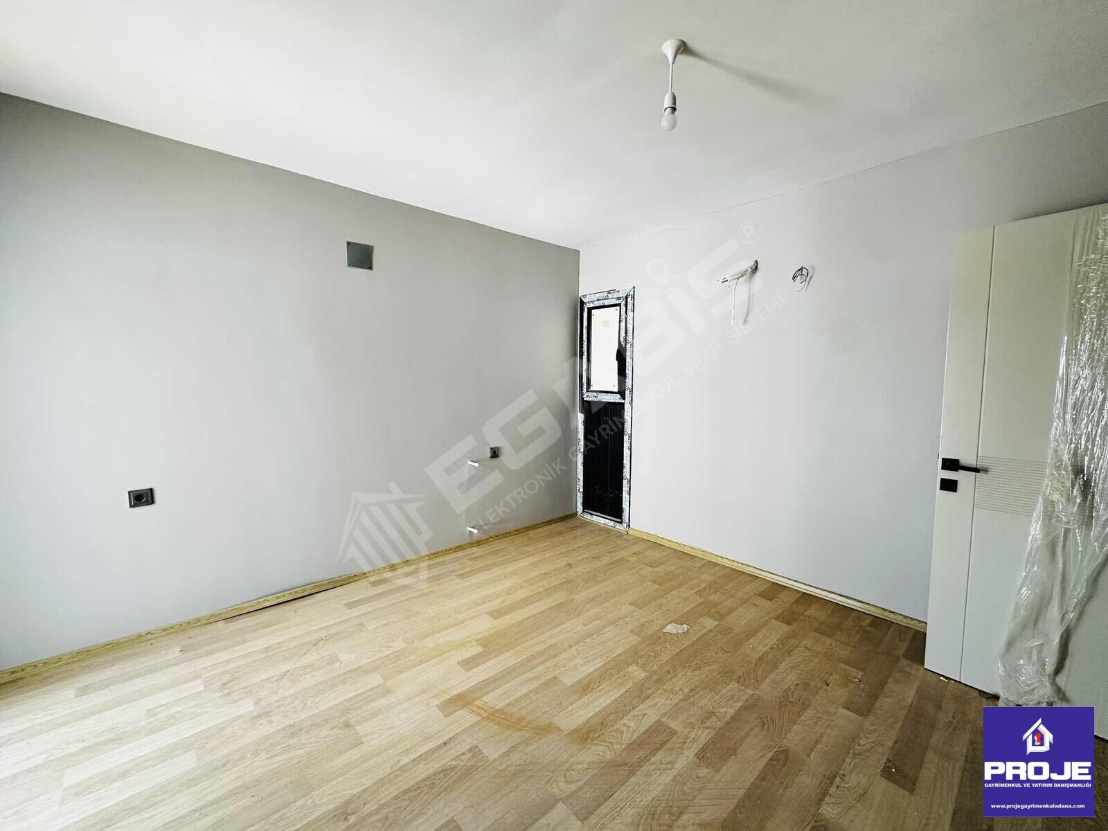 ÇINARLI'DA 3+1 BAHÇELİ SIFIR KİRALIK LOFT VİLLA - 16