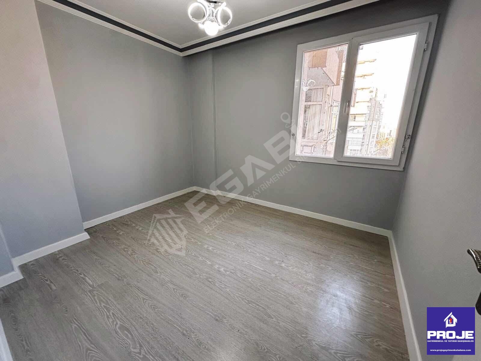 ÖZALDA BULVAR ÜZERİ GENİŞ OTURUMLU 3+1 DAİRE - 8