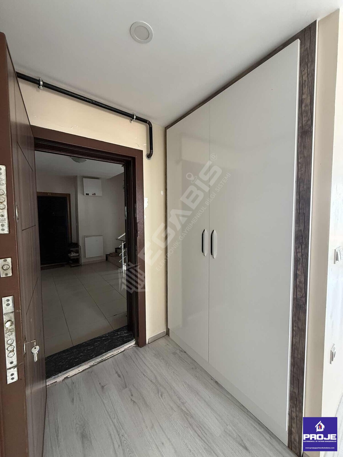 MİTHATPAŞA KIYIBOYU DOĞALGAZLI GENİŞ OTURUM 3+1 KİRALIK DAİRE - 20