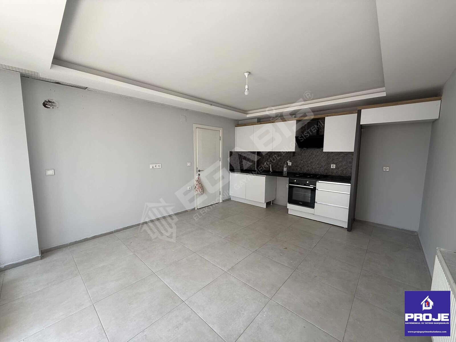 METRO YOLUNA YAKIN AZ KATLI DOĞALGAZLI 2+1 KİRALIK DAİRE - 3