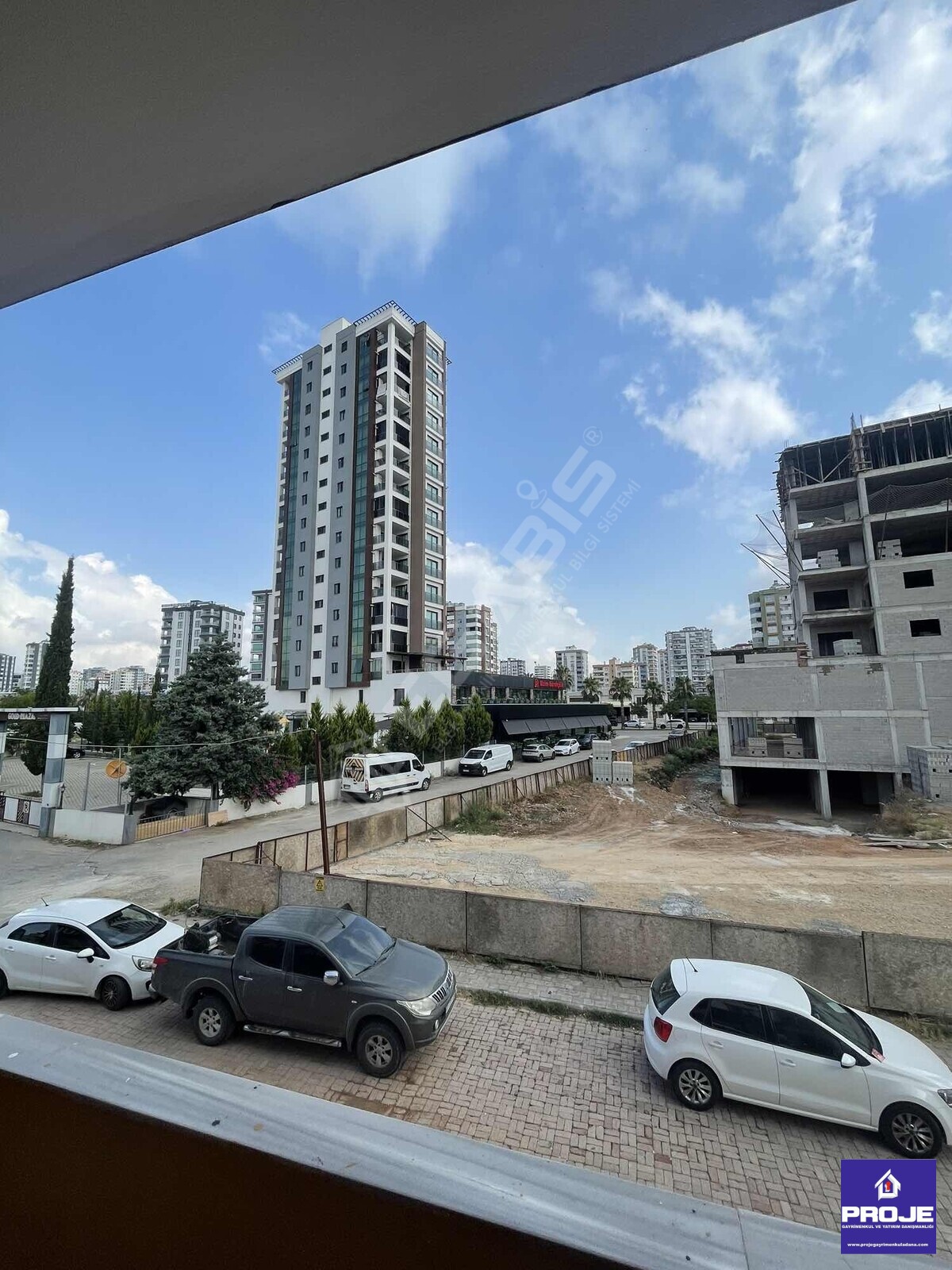 GÜRSELPAŞA'DA TUCK COFEE KARŞISI 1+1 FERAH DAİRE !