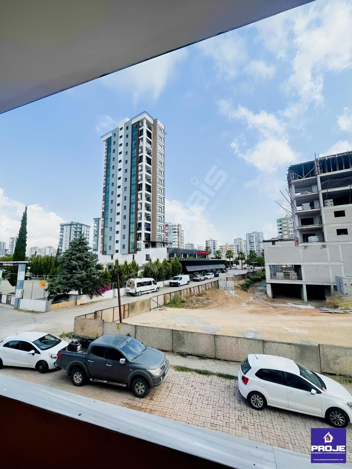 GÜRSELPAŞA'DA TUCK COFEE KARŞISI 1+1 FERAH DAİRE !