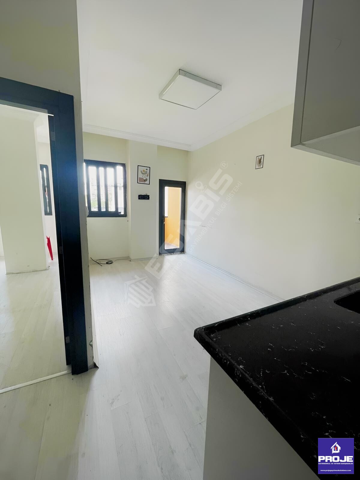 GÜRSELPAŞA'DA TUCK COFEE KARŞISI 1+1 FERAH DAİRE ! - 8
