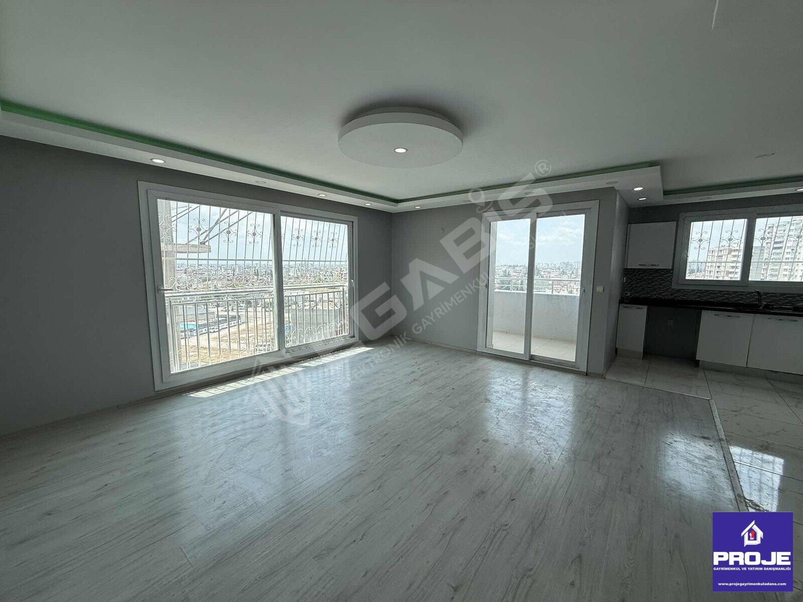 MİTHATPAŞA KIYIBOYU BÖLGENİN EN GENİŞ DAİRESİ 3+1 SATILIK DAİRE