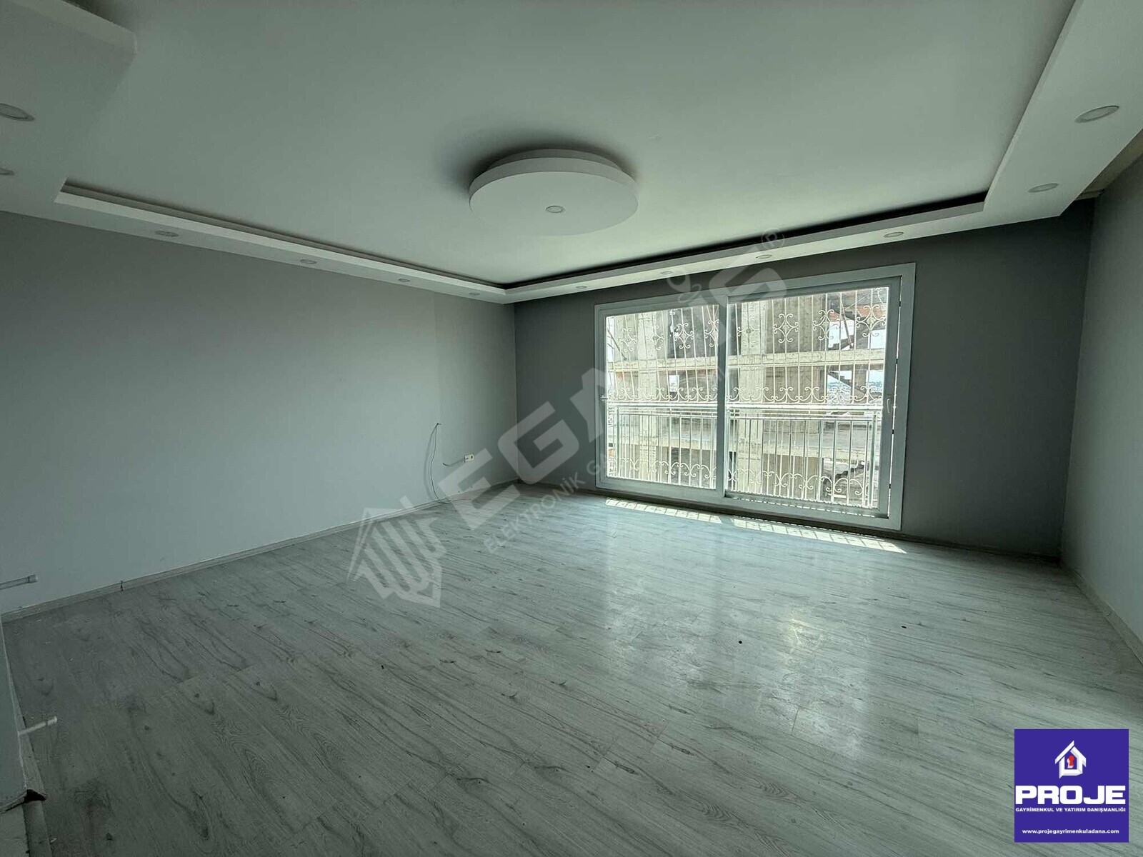 MİTHATPAŞA KIYIBOYU BÖLGENİN EN GENİŞ DAİRESİ 3+1 SATILIK DAİRE - 2