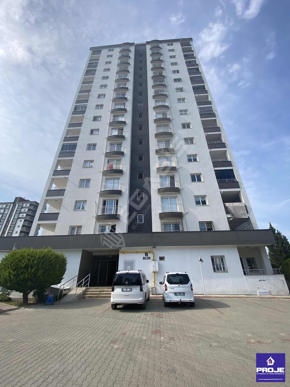 CEPHELERİ KOMPLE AÇIK,SİTE İÇİ,HATASIZ,MUZZAM PEYZAJLI - 3