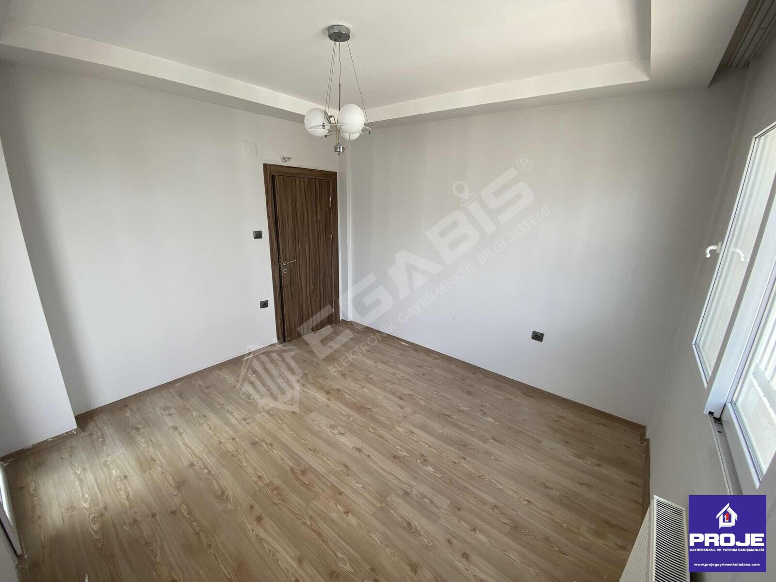 CEPHELERİ KOMPLE AÇIK,SİTE İÇİ,HATASIZ,MUZZAM PEYZAJLI - 26