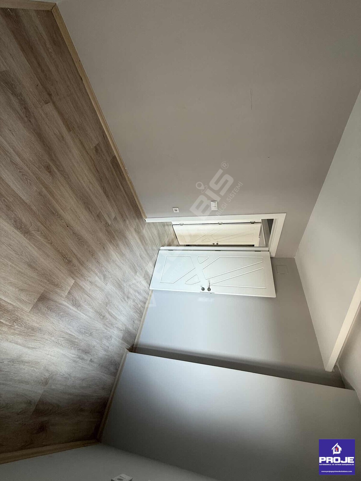 MİTHATPAŞA KIYIBOYU GENİŞ OTURUM KREDİYE UYGUN 2+1 SATILIK DAİRE - 11