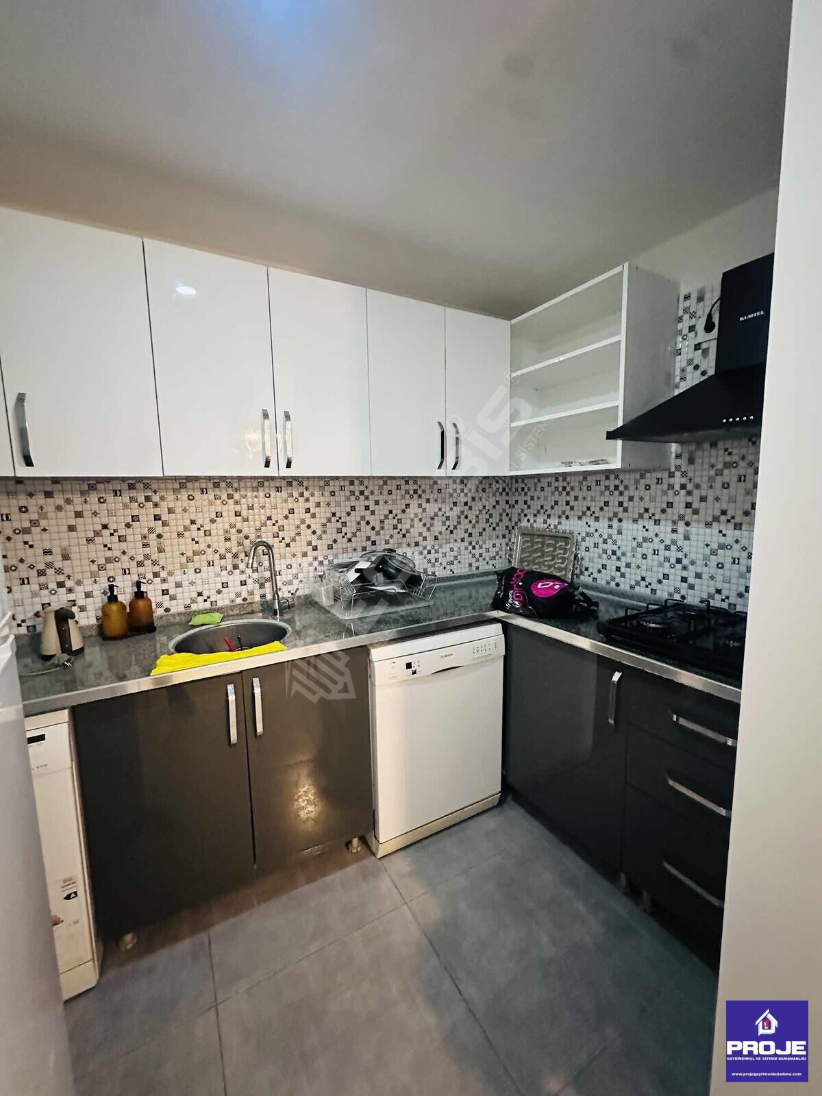 BEYAZEVLER HOLİDAY OTEL CİVARI 1+1 EŞYALI KİRALIK
