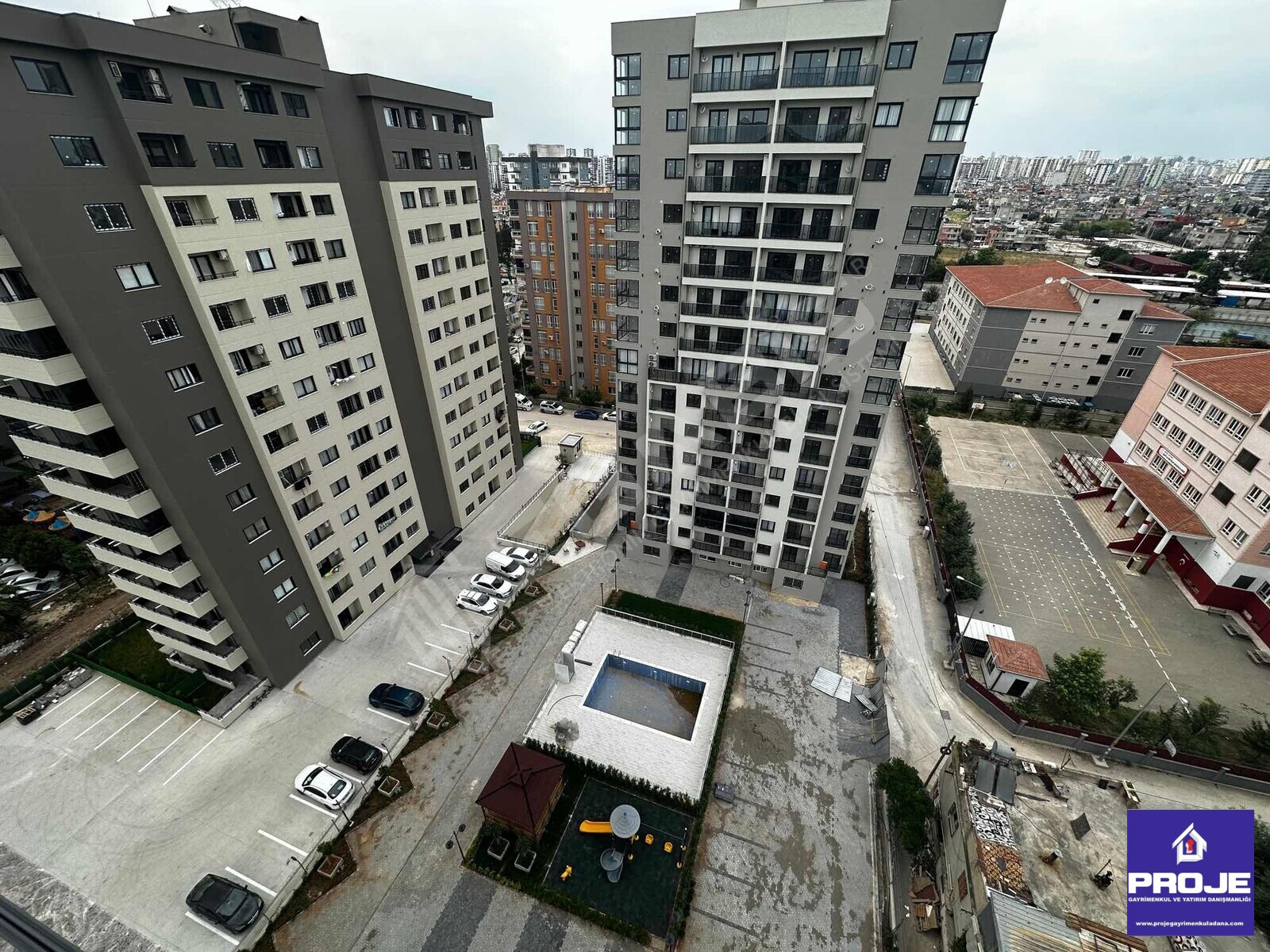 MİTHATPAŞA HALİL AVCI HAVUZLU LÜKS 1+1 YÜKSEK KİRA GETİRİLİ