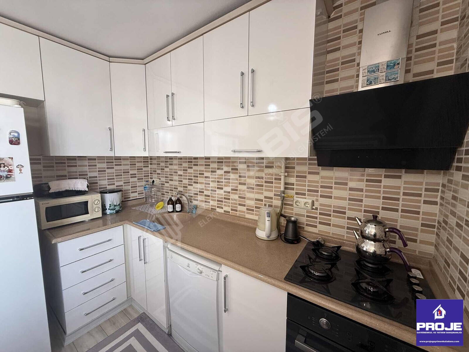 METRO YOLU ÜZERİ GENİŞ OTURUMLU MASRAFSIZ 3+1 SATILIK DAİRE - 7