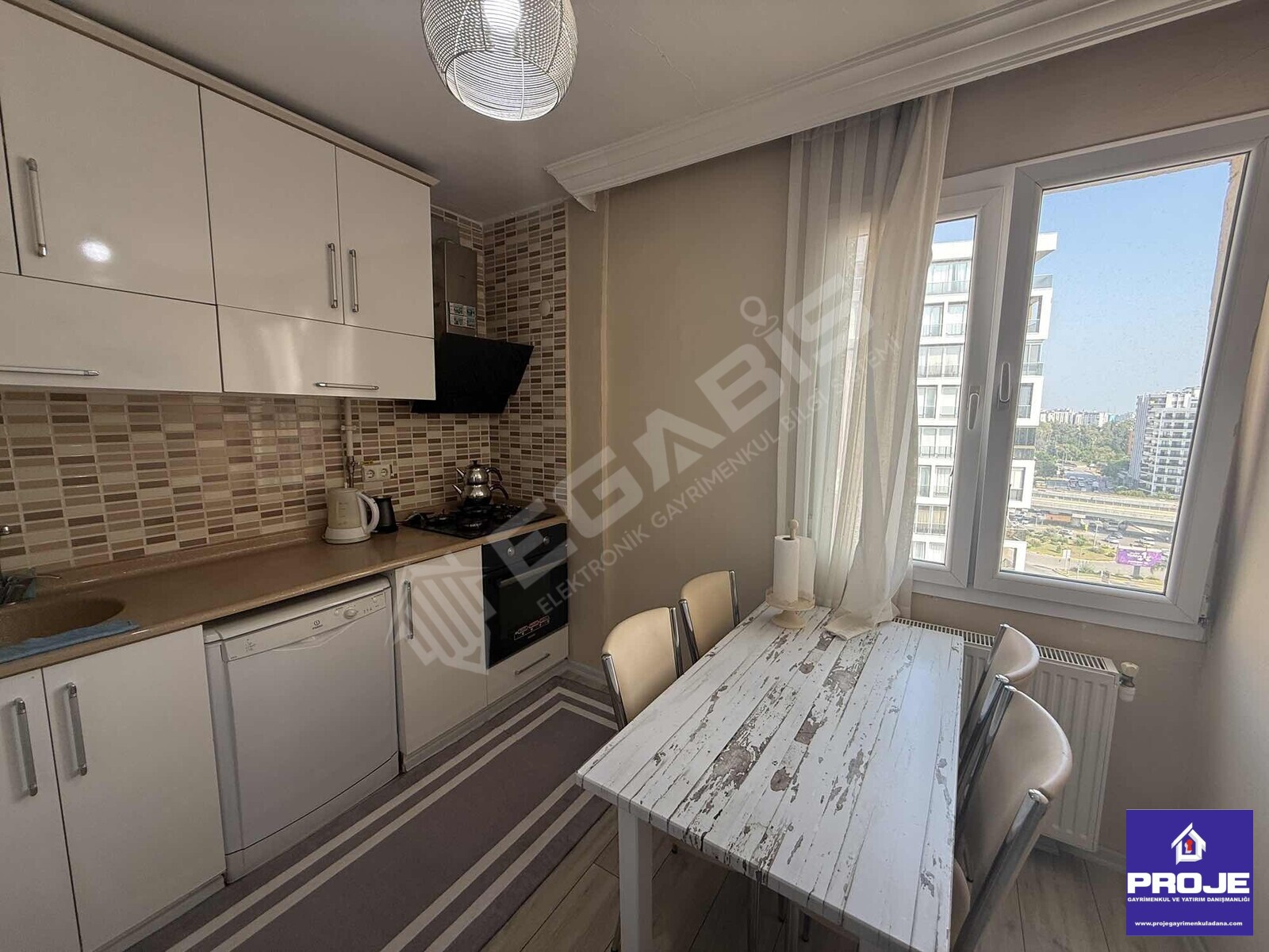 METRO YOLU ÜZERİ GENİŞ OTURUMLU MASRAFSIZ 3+1 SATILIK DAİRE - 9