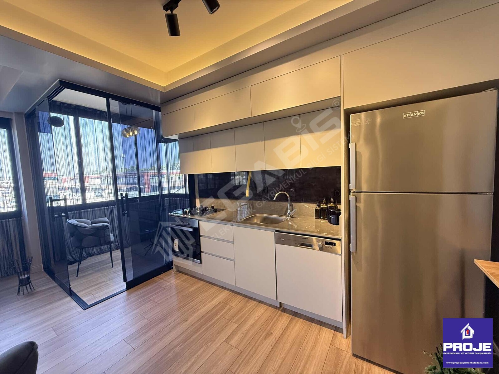 ÖZEL SİTEDE 3+1 SIFIR KİRALIK DAİRE - 3