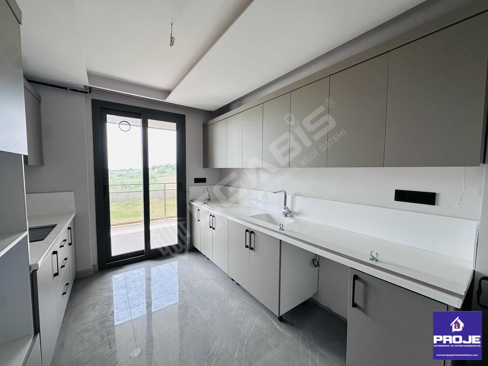 ACİL SATILIK 3+1 KAPALI MUTFAK AZ KATLI İSKANLI SATILIK DAİRE - 2
