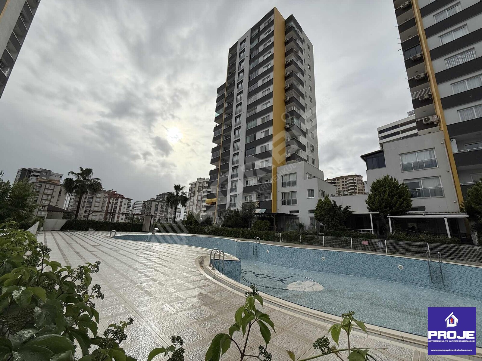 Dreampark Sitesinde 1+1 Geniş Daire 40m² Teraslı Lüks Fırsat
