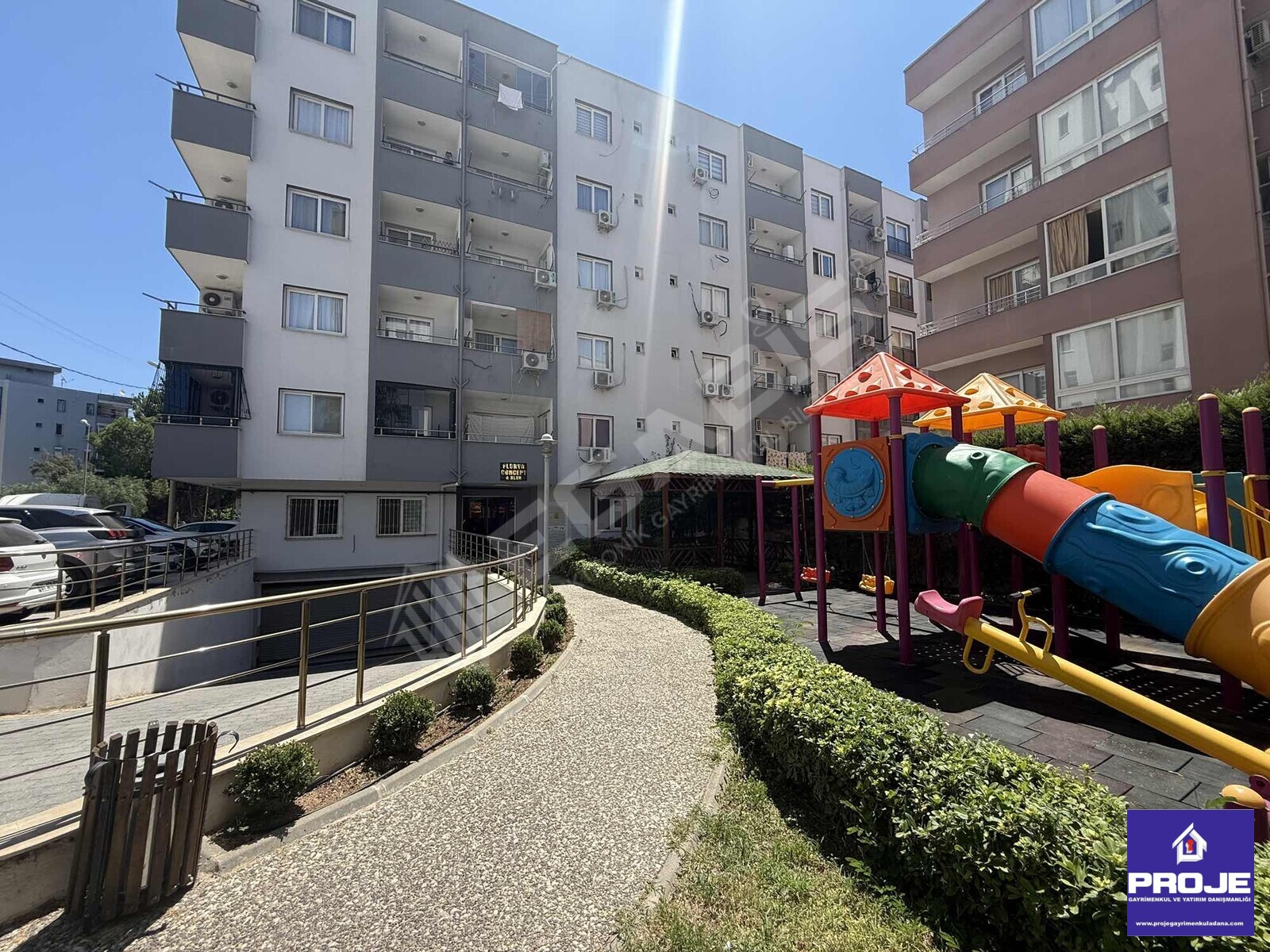 BEYAZEVLER MAH. GENIŞ 2+1 AÇIK MUTFAK ÇİFT BANYO LÜKS