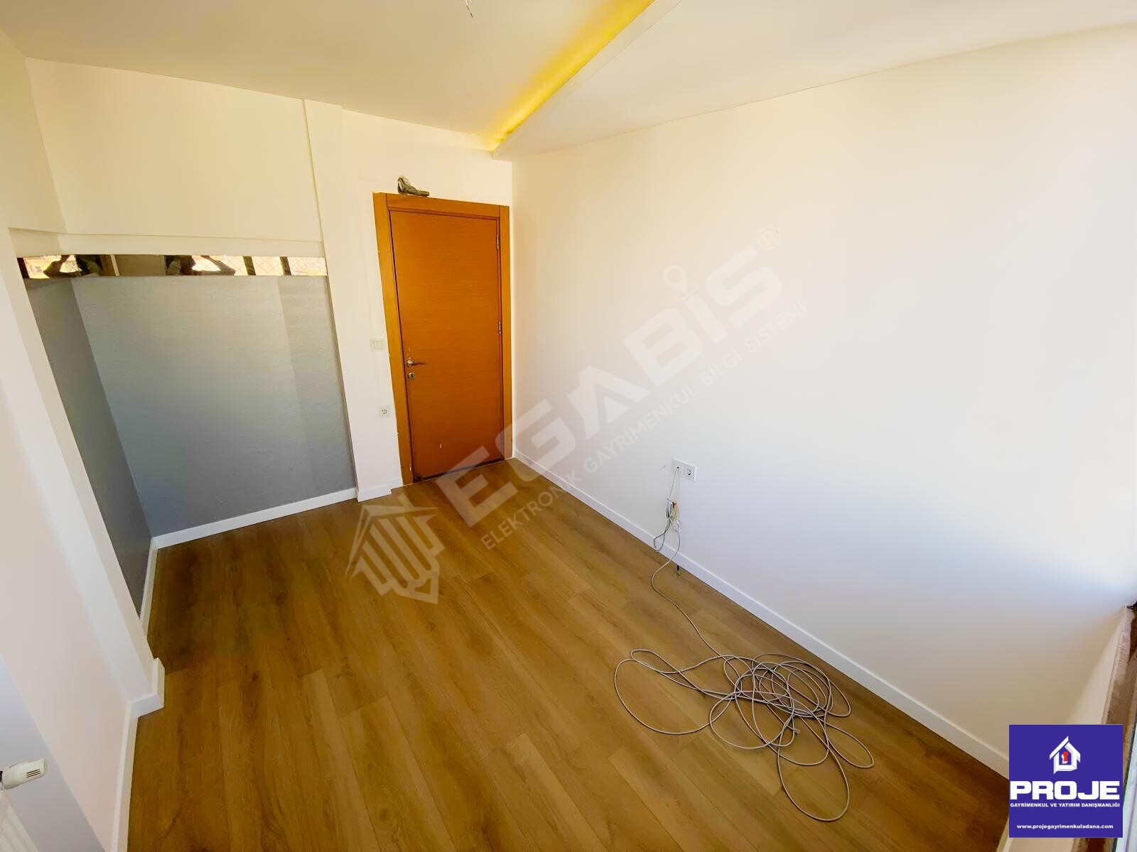 BULVAR ÜZERİ,CEPHELERİ AÇIK,GENÇ BİNA,JENERATÖRLÜ,İSKANLI - 21