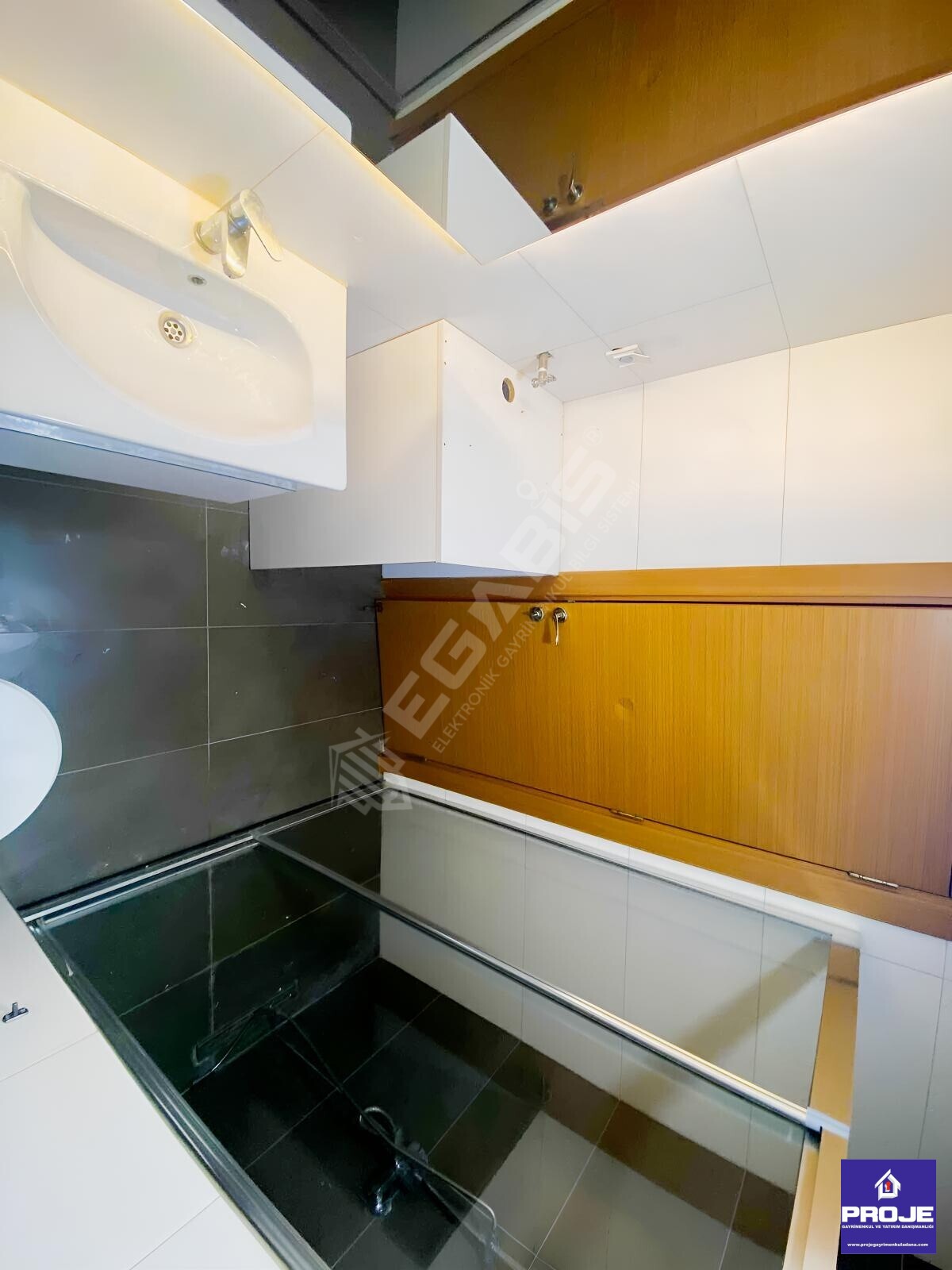 BULVAR ÜZERİ,CEPHELERİ AÇIK,GENÇ BİNA,JENERATÖRLÜ,İSKANLI - 23
