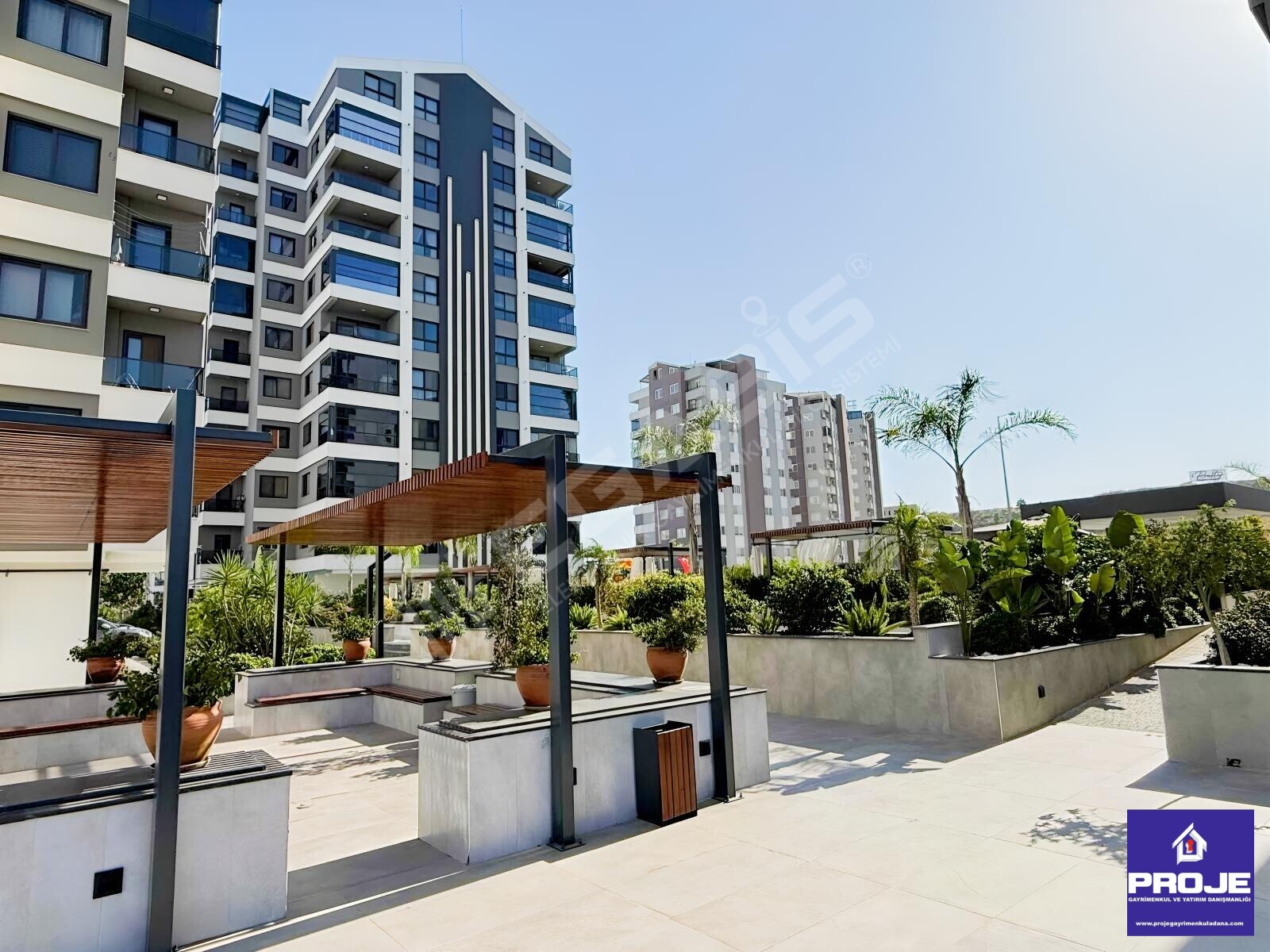 FUAR ALANI CİVARI ULTRA LÜKS 4+1 HAVUZLU EMSALSİZ SATILIK DAİRE - 2