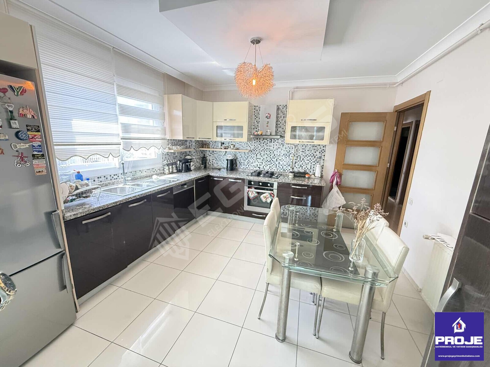 HAVUZLU GÜVENLİKLİ 3+1 KAPALI MUTFAK DAİRE - 3