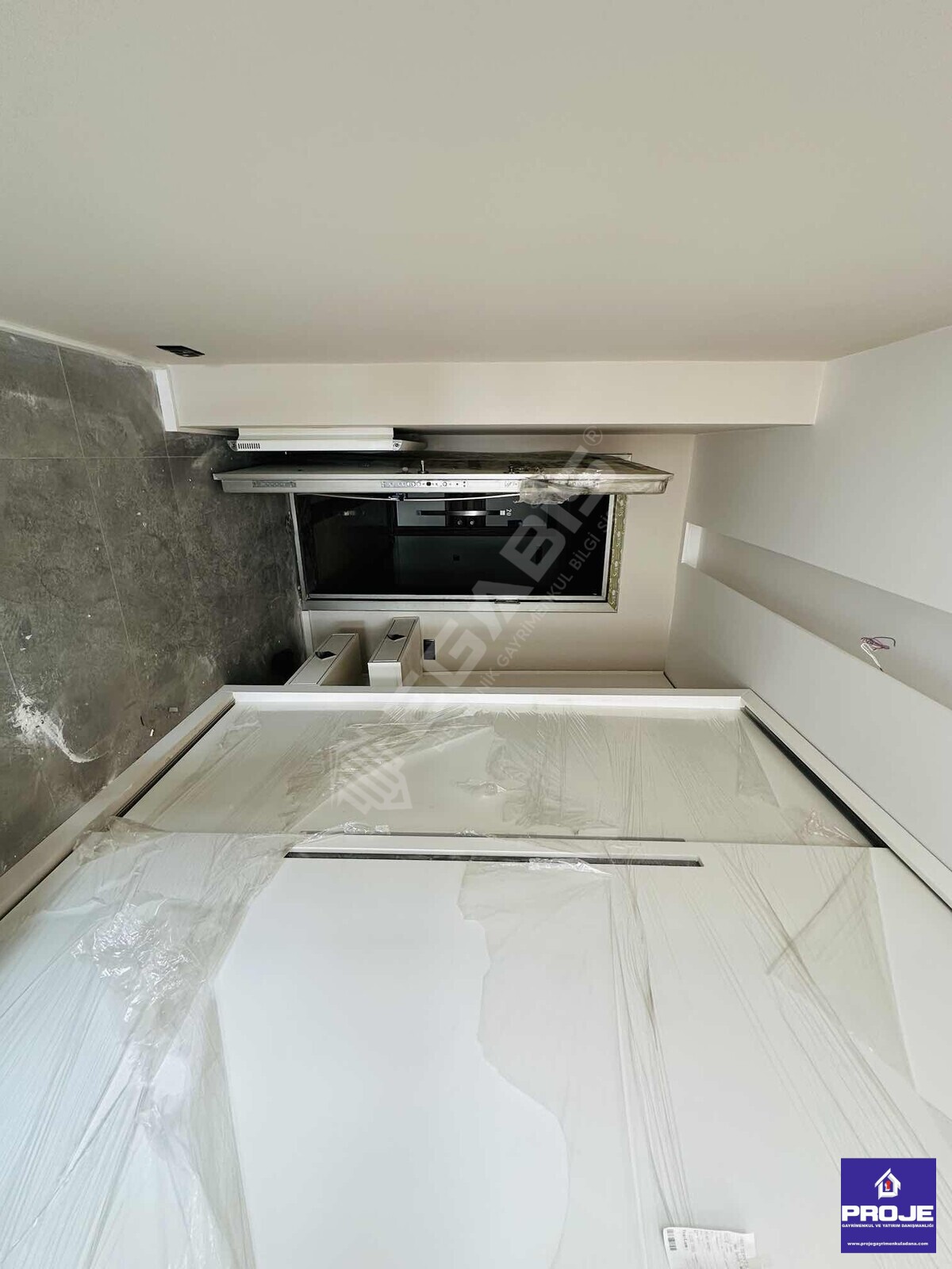 GENİŞ M2 ARAYANLARA!BULVAR ÜZERİ 235 m2 SIFIR 3+1 LUX DAİRE - 3