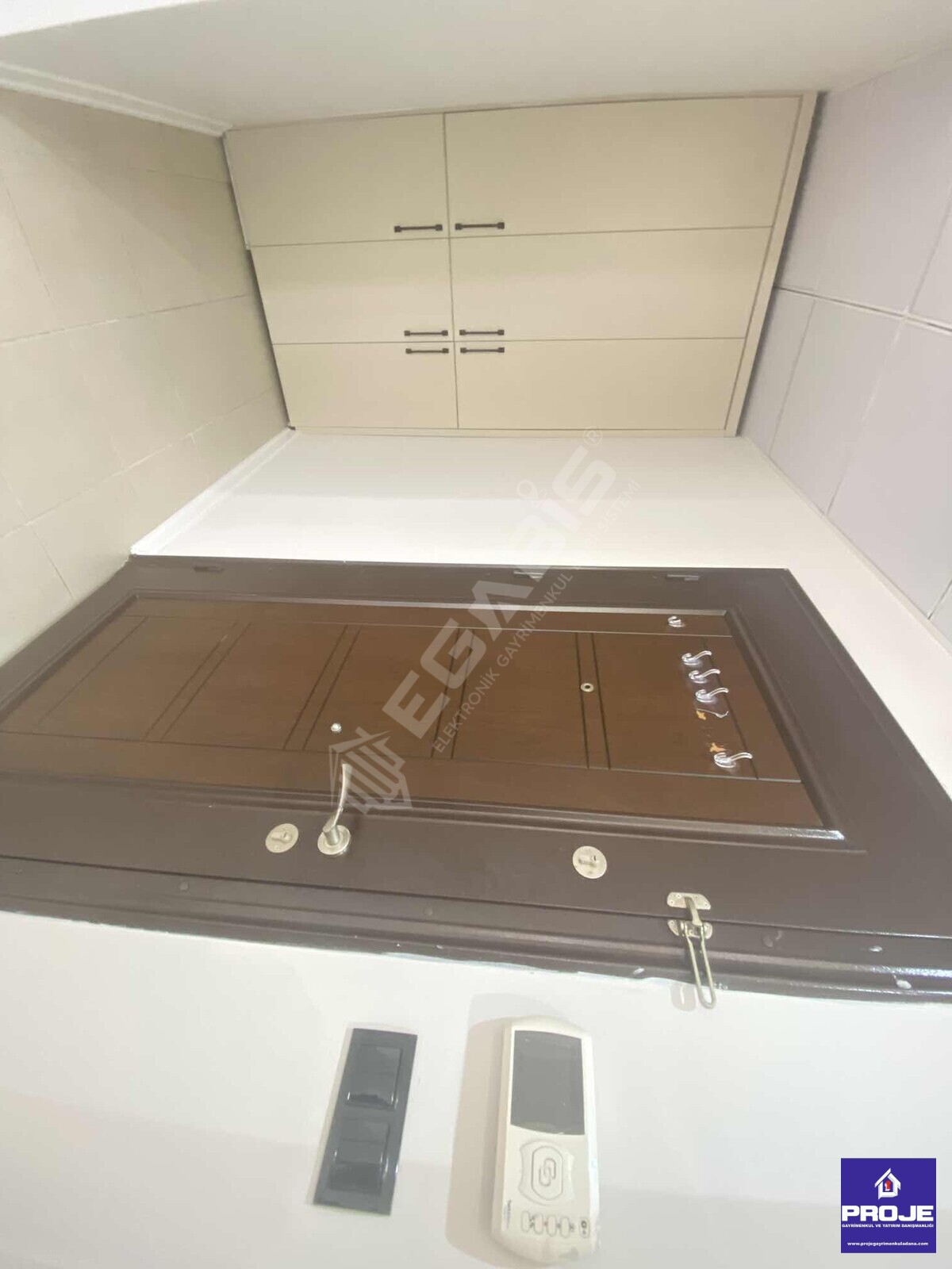 HATASZ,TÜRKMENBAŞI BULV. 3 DK MESAFE,NAZIM HİKMET CAD. ÜZERİ,XXL - 9