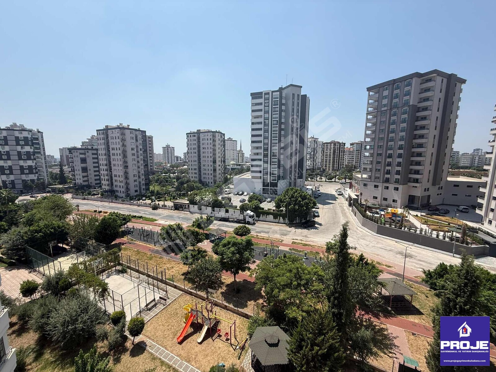 DÜŞÜK KAT,TÜRKMENBAŞI VENEDİK ARASI,4+1,CEPHELERİ AÇIK