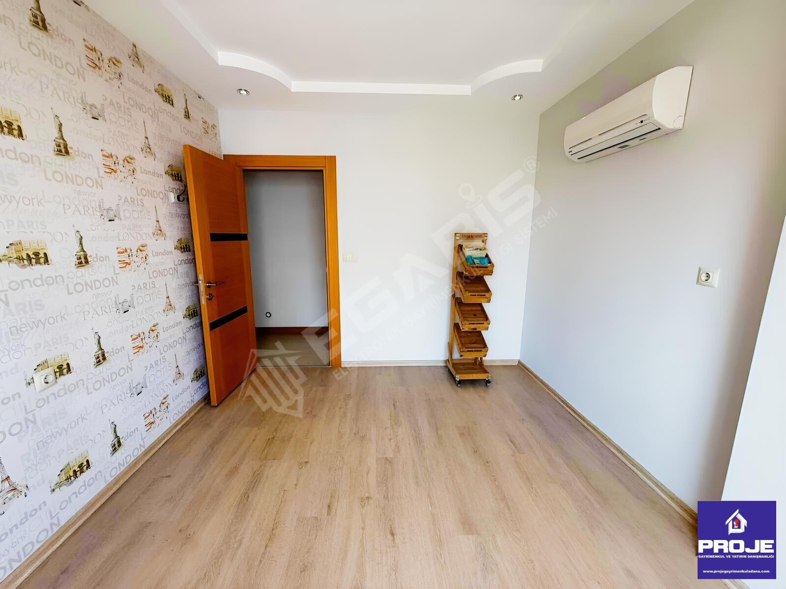 DÜŞÜK KAT,TÜRKMENBAŞI VENEDİK ARASI,4+1,CEPHELERİ AÇIK - 17