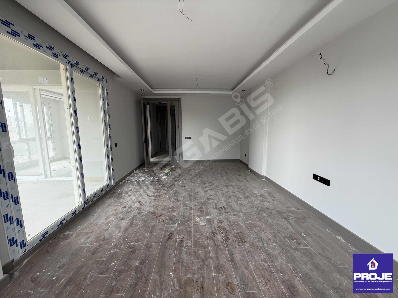 ESENTEPE BULVARI AZ KATLI SIFIR LÜKS 4+1 KİRALIK DAİRE - 10