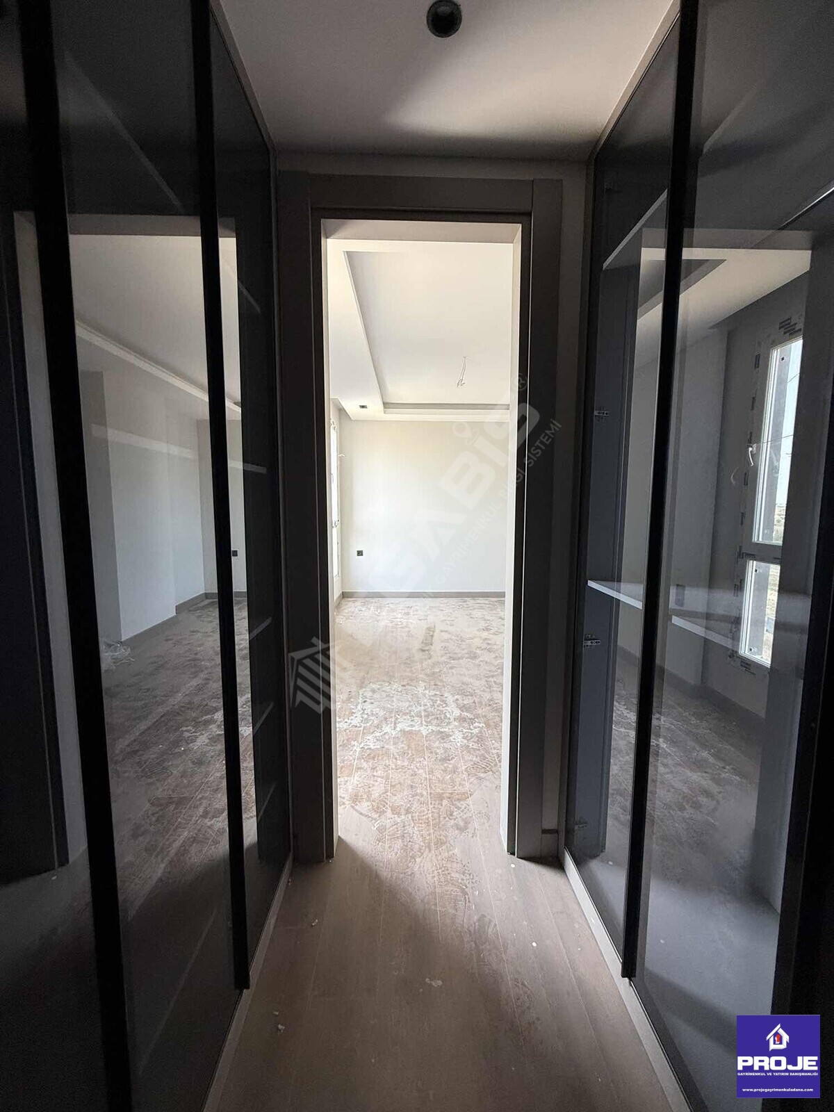 ESENTEPE BULVARI AZ KATLI SIFIR LÜKS 4+1 KİRALIK DAİRE - 25
